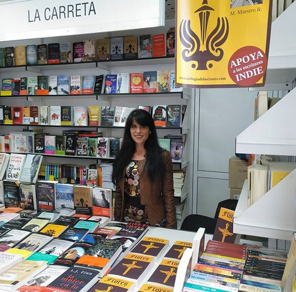 M. Maestro R. en la 77 Feria del Libro de Madrid